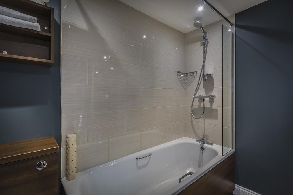 The Golden Lion Hotel, St Ives, Cambridgeshire Ngoại thất bức ảnh