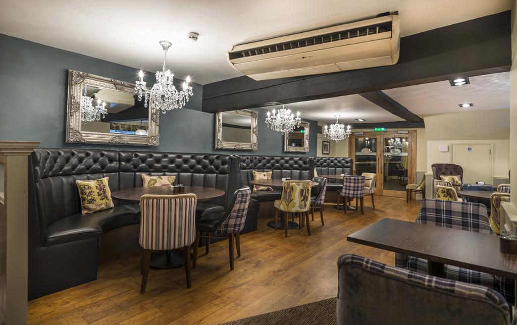 The Golden Lion Hotel, St Ives, Cambridgeshire Ngoại thất bức ảnh